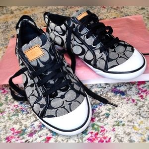 Coach Barrett Low Top Sneakers